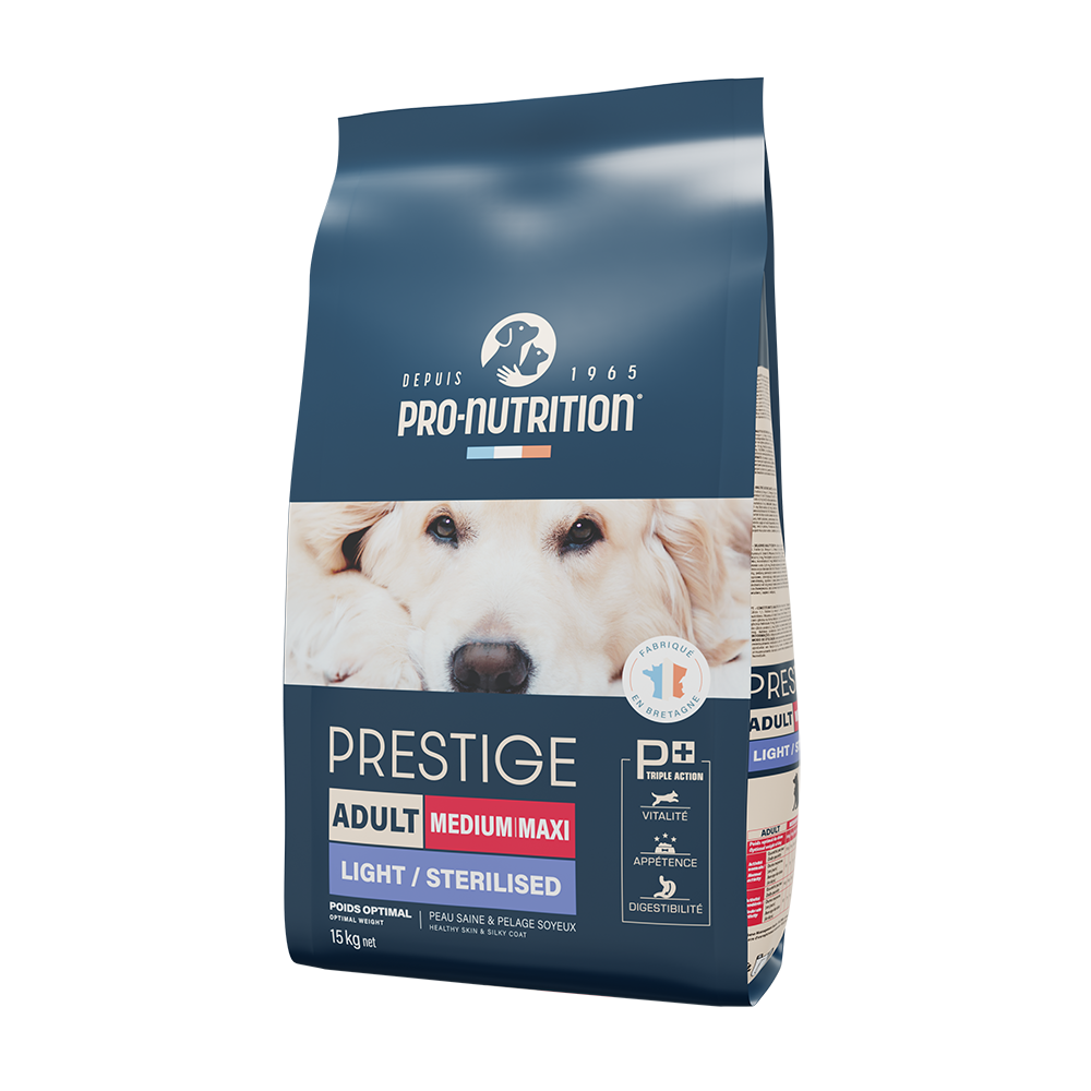 Reduced fat food for adult dogs A bag weighing 15 kilograms